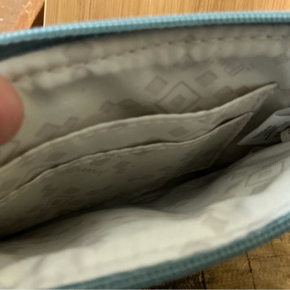 Jewell by Thirty One Wristlet, Brand New! - Picture 4 of 4